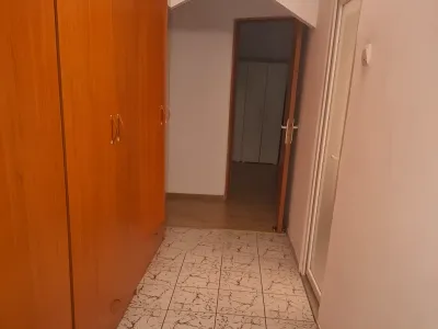hol masa din lemn apartament vanzare-cumparare Sector 2, București